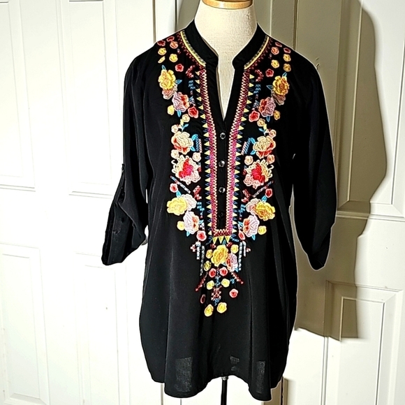 Enbrodery. Black blouse size medium by Solitaire. Tab sleeves. - Picture 1 of 10